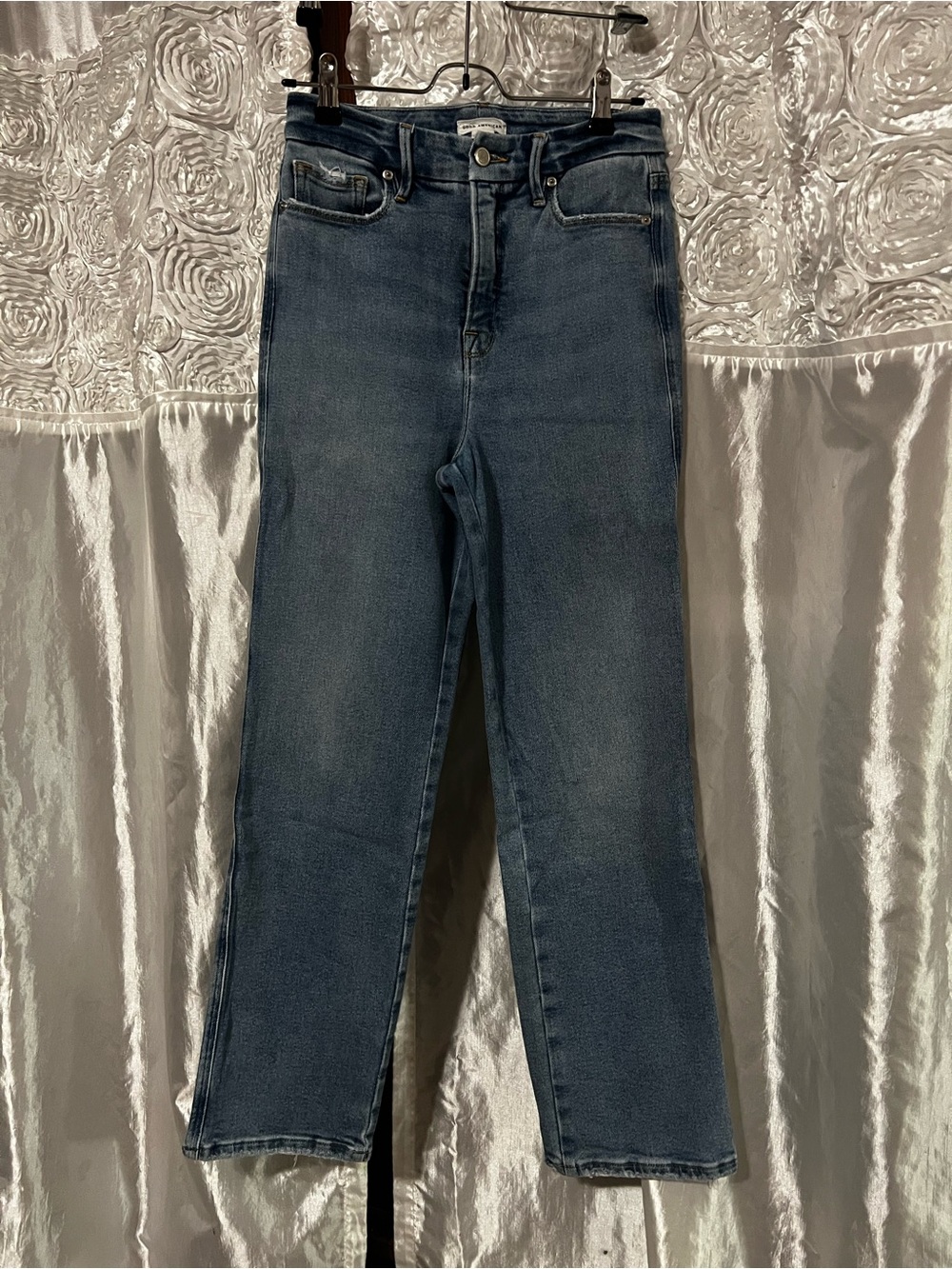 Good American Slim Straight High-Rise Jeans - Dark Blue Wash